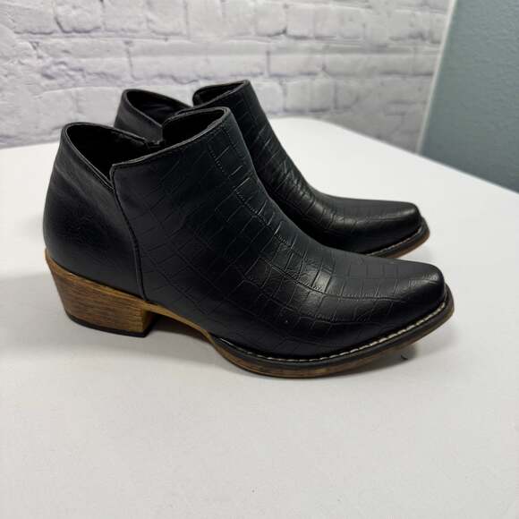 Roper Shoes - Roper Women's Sofia Caiman Ankle Boots Size 7